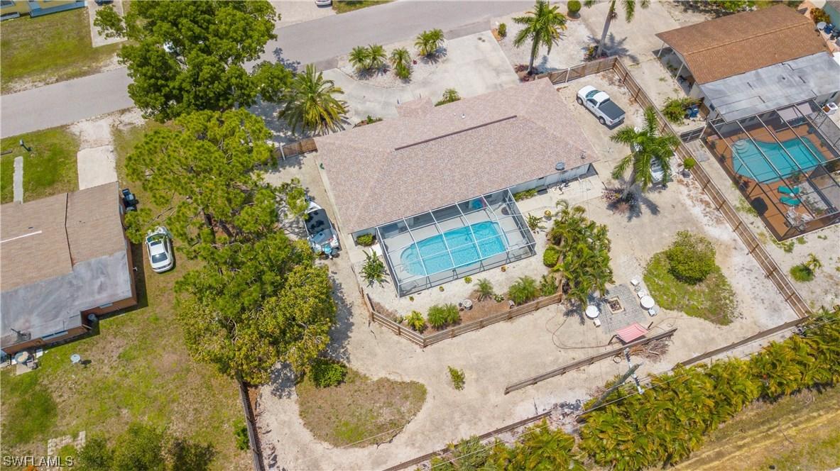 9015 Somerset Ln., Bonita Springs, FL 34135