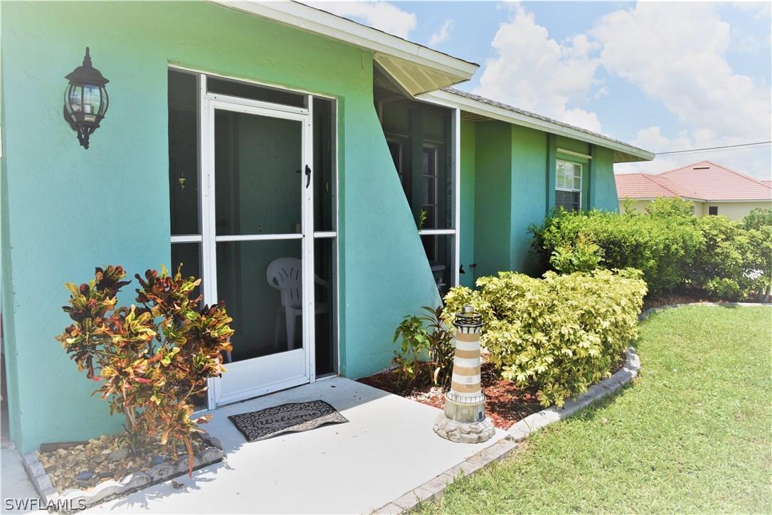 4222 SW Santa Barbara Pl., Cape Coral, FL 33914