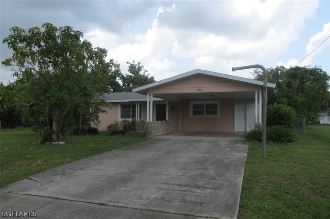 1535 NE 4th Ter., Cape Coral, FL 33909