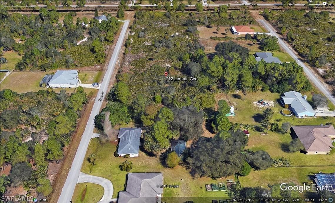 712 Lincoln Ave., Lehigh Acres, FL 33972