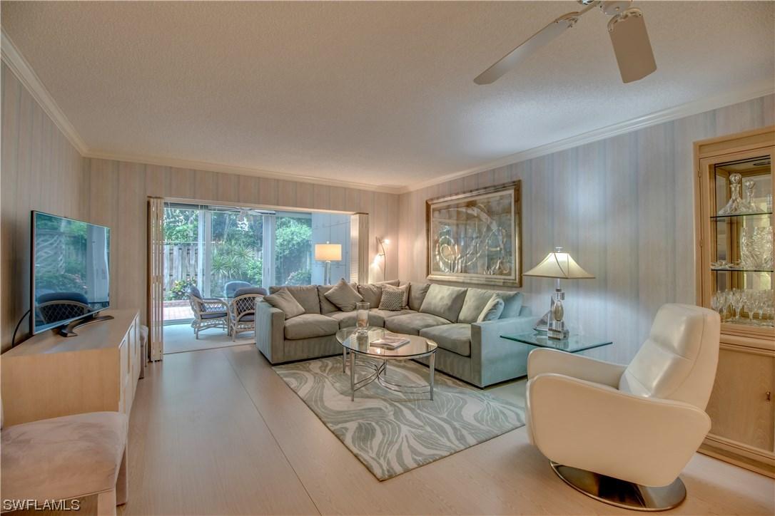 304 2nd St., Naples, FL 34102