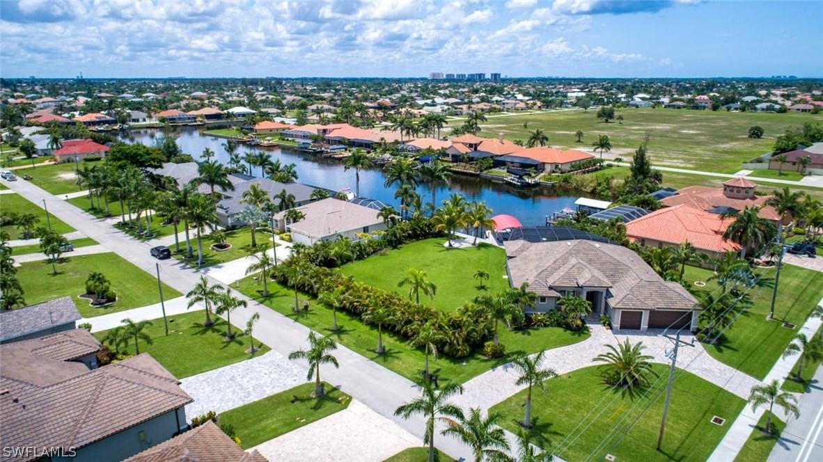 2724 SW 42nd Ln., Cape Coral, FL 33914