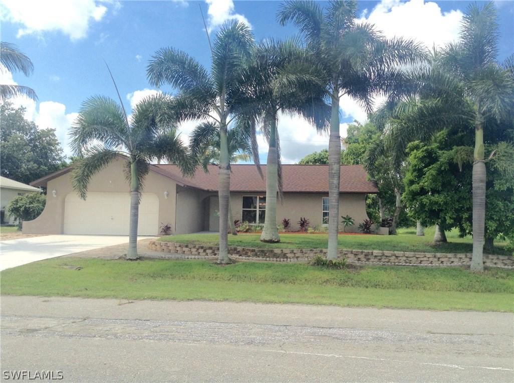 826 NE 9th Ter., Cape Coral, FL 33909