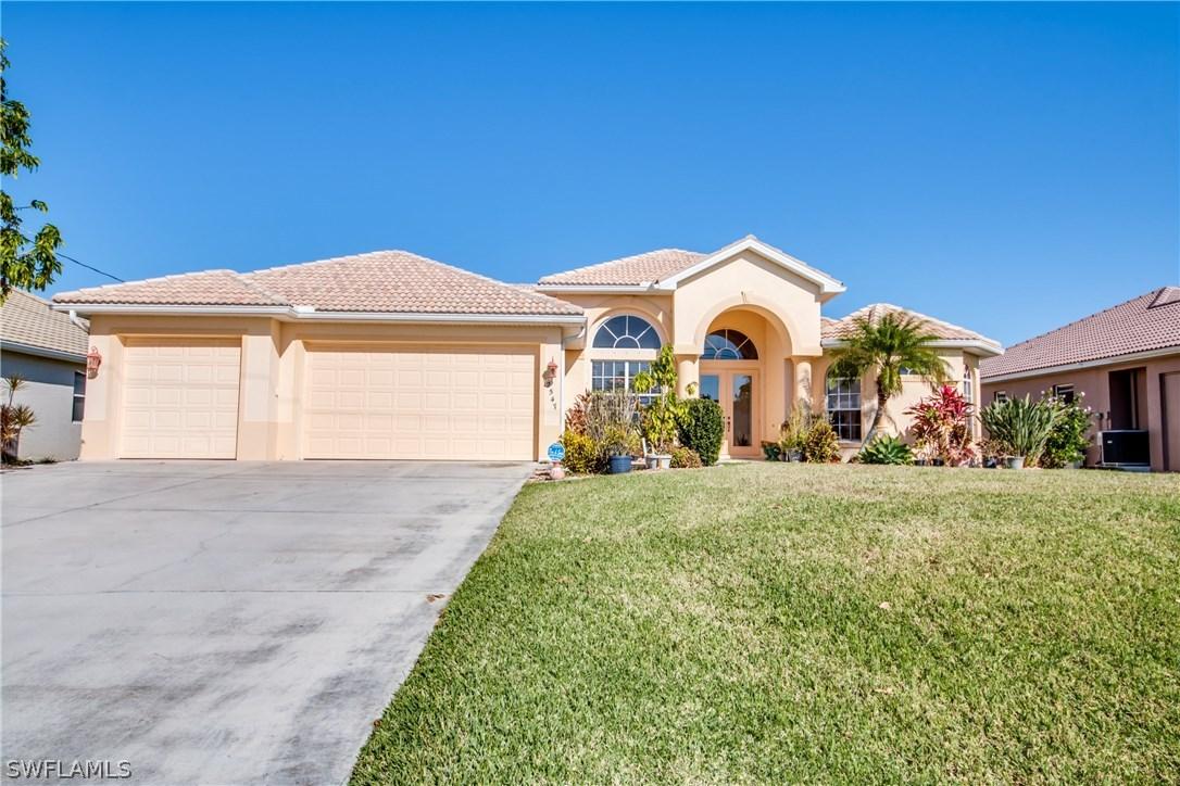 2547 SW 35th Ln., Cape Coral, FL 33914