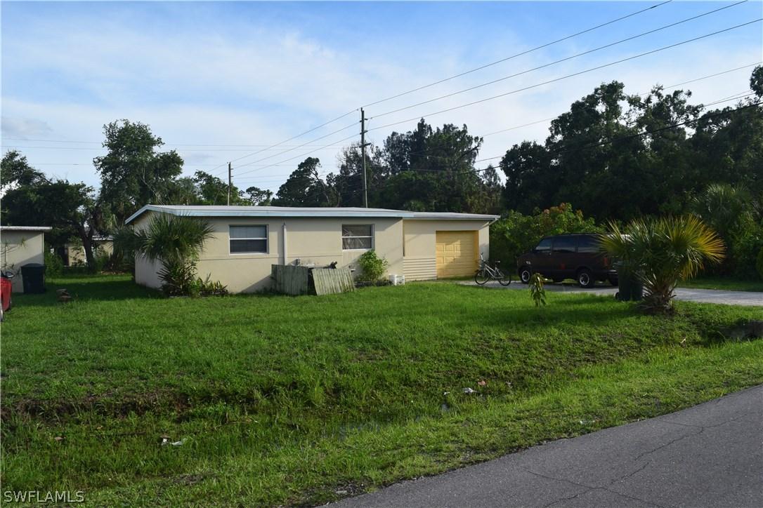 2400 Hunter St., Fort Myers, FL 33901