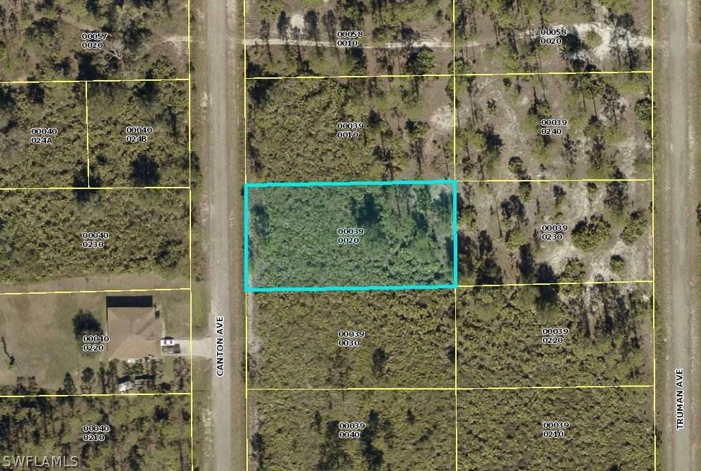 320 Canton Ave., Lehigh Acres, FL 33936