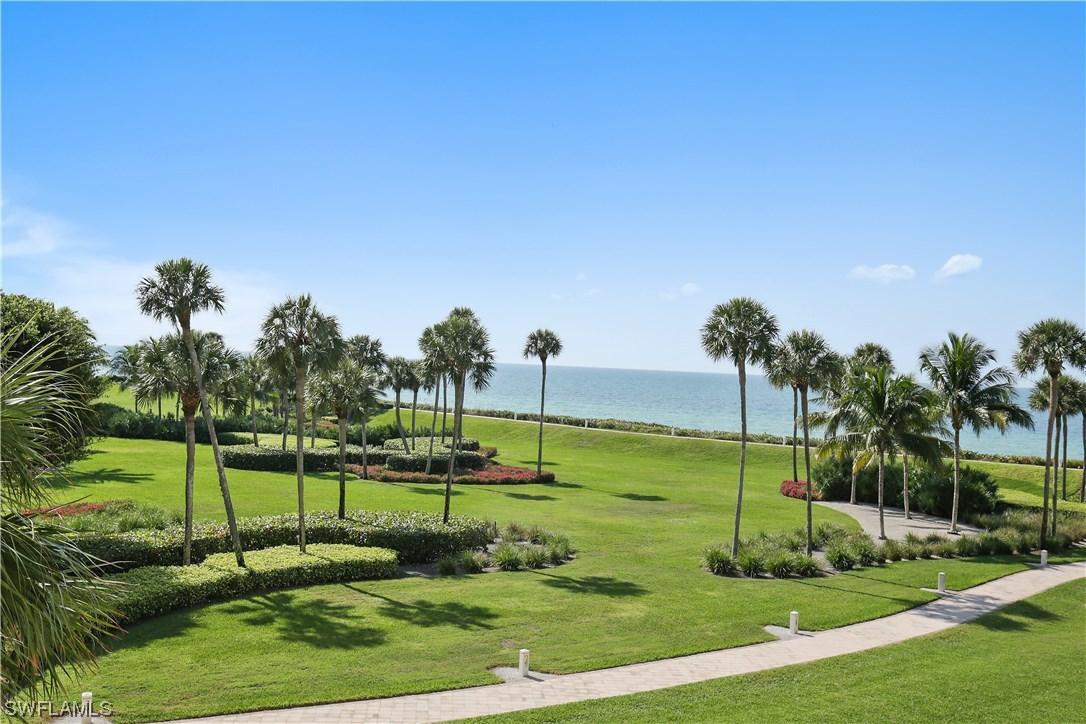 4551 Gulf Shore Blvd. #105, Naples, FL 34103