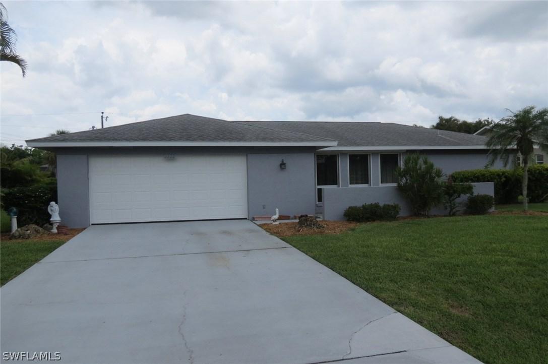 3922 SE 2nd Ave., Cape Coral, FL 33904