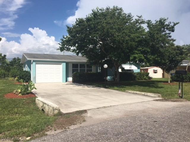 126 Coolidge Ave., Lehigh Acres, FL 33936