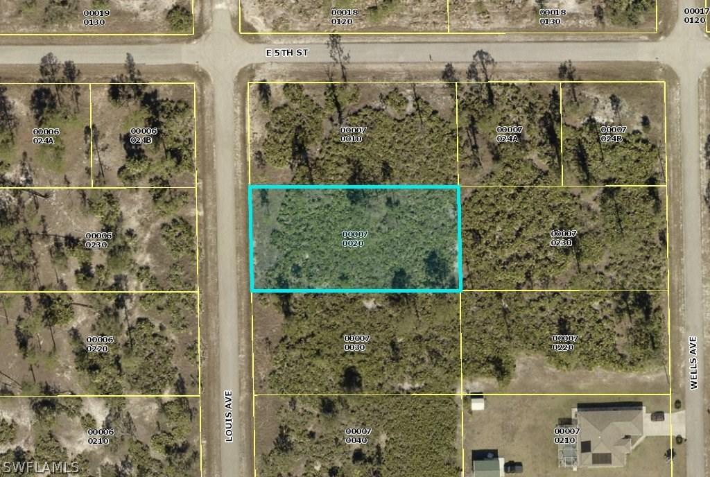 420 Louis Ave., Lehigh Acres, FL 33972