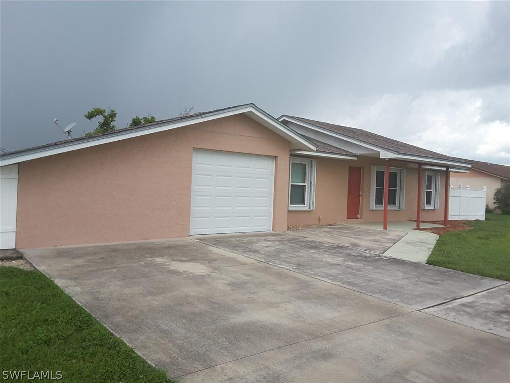 1519 Medford Pl., Lehigh Acres, FL 33936