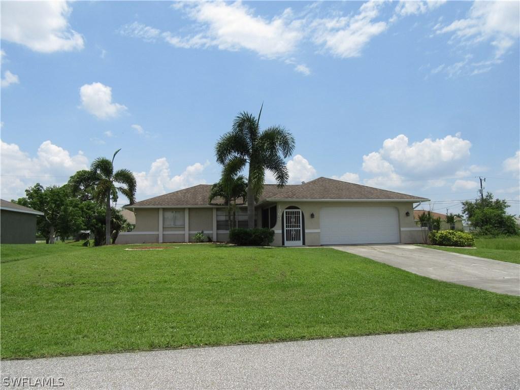 1903 NE 17th Pl., Cape Coral, FL 33909