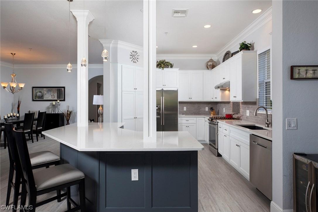 3207 Serenity Ct. #201, Naples, FL 34114