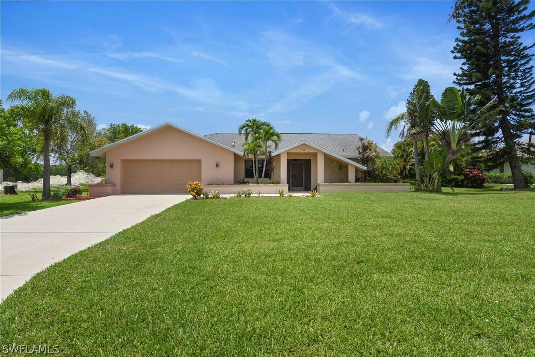 1318 SW 25th Ter., Cape Coral, FL 33914