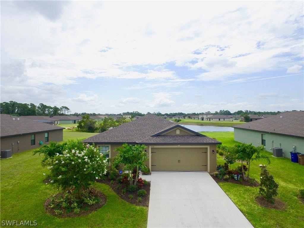 450 Shadow Lakes Dr., Lehigh Acres, FL 33974