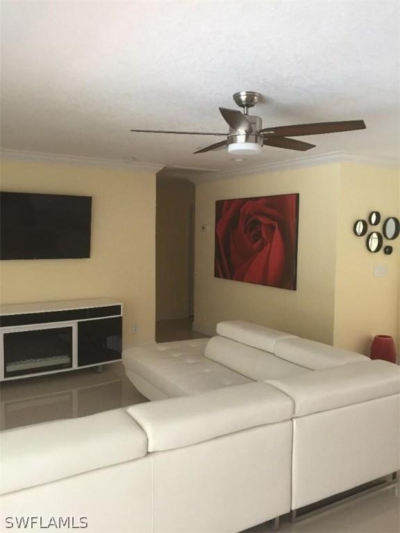 4434 SE 9th Pl., Cape Coral, FL 33904