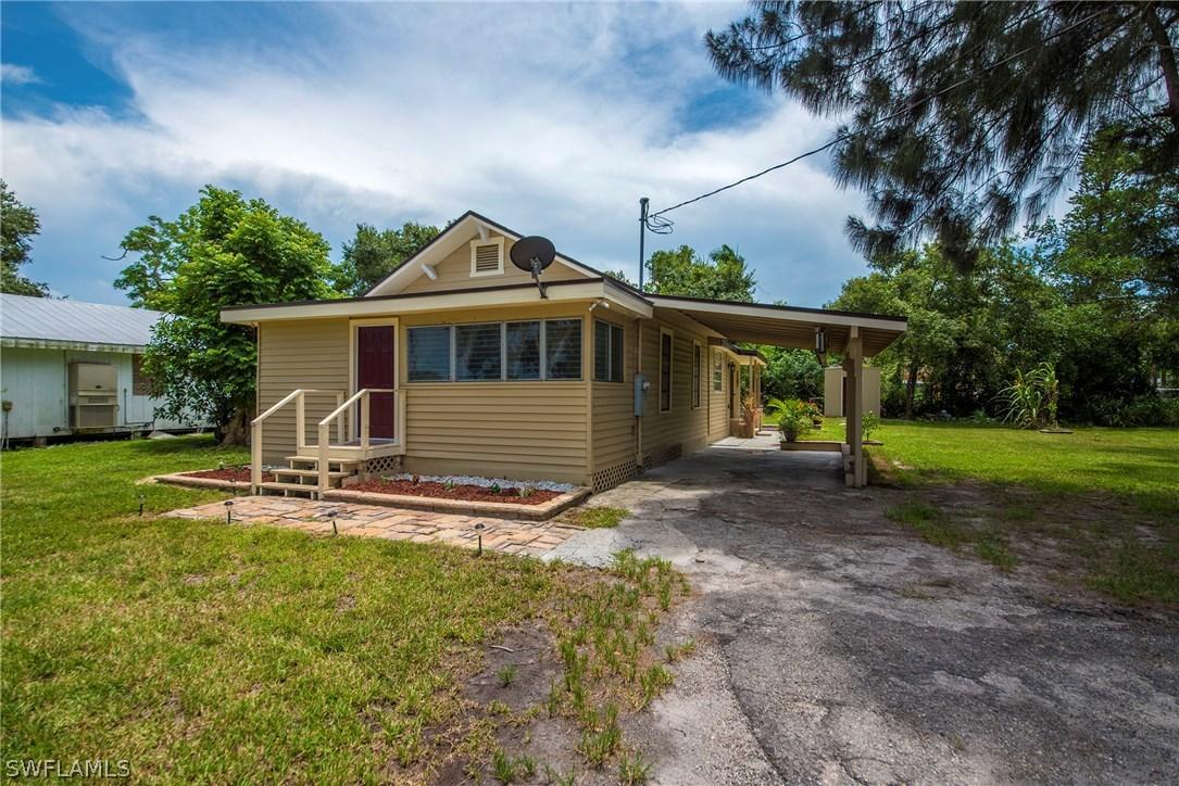 3704 Ballard Rd., Fort Myers, FL 33916