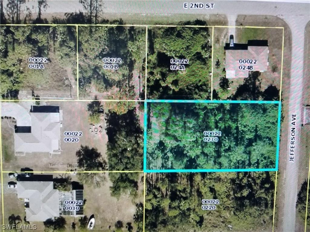 121 Jefferson Ave., Lehigh Acres, FL 33936