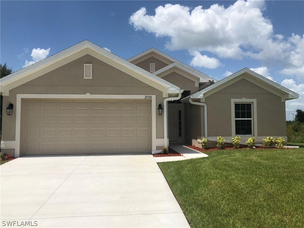 2708 43rd St., Lehigh Acres, FL 33971