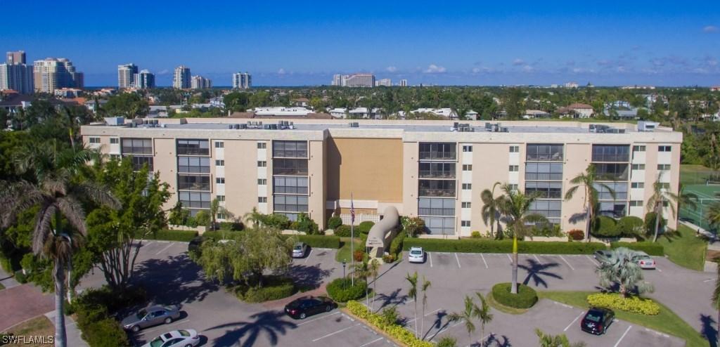 555 Park Shore Dr. #B-507, Naples, FL 34103