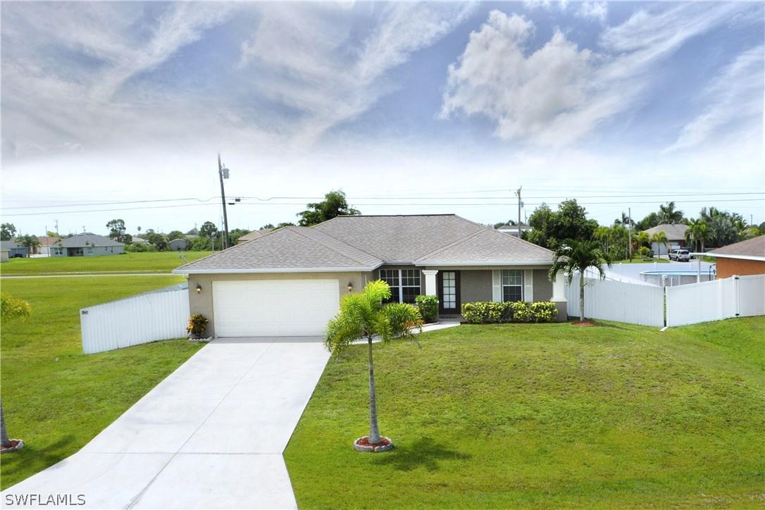 206 NE 16th Ter., Cape Coral, FL 33909