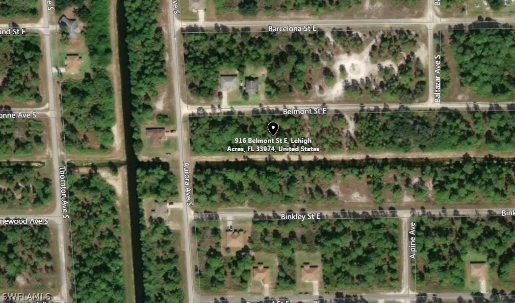 916 Belmont St., Lehigh Acres, FL 33974