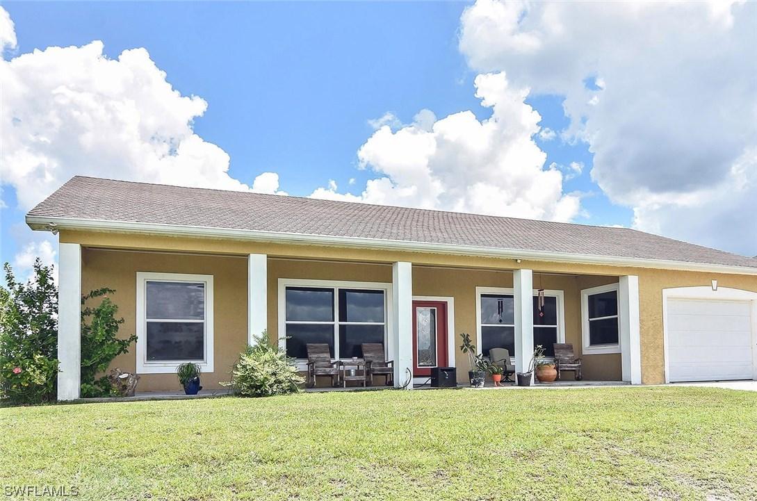 923 Citrus Ave., Lehigh Acres, FL 33974