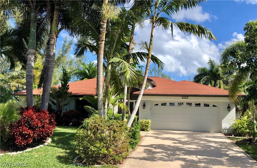 4935 SW 20th Pl., Cape Coral, FL 33914