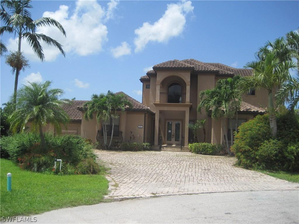 5853 Riverside Ln., Fort Myers, FL 33919