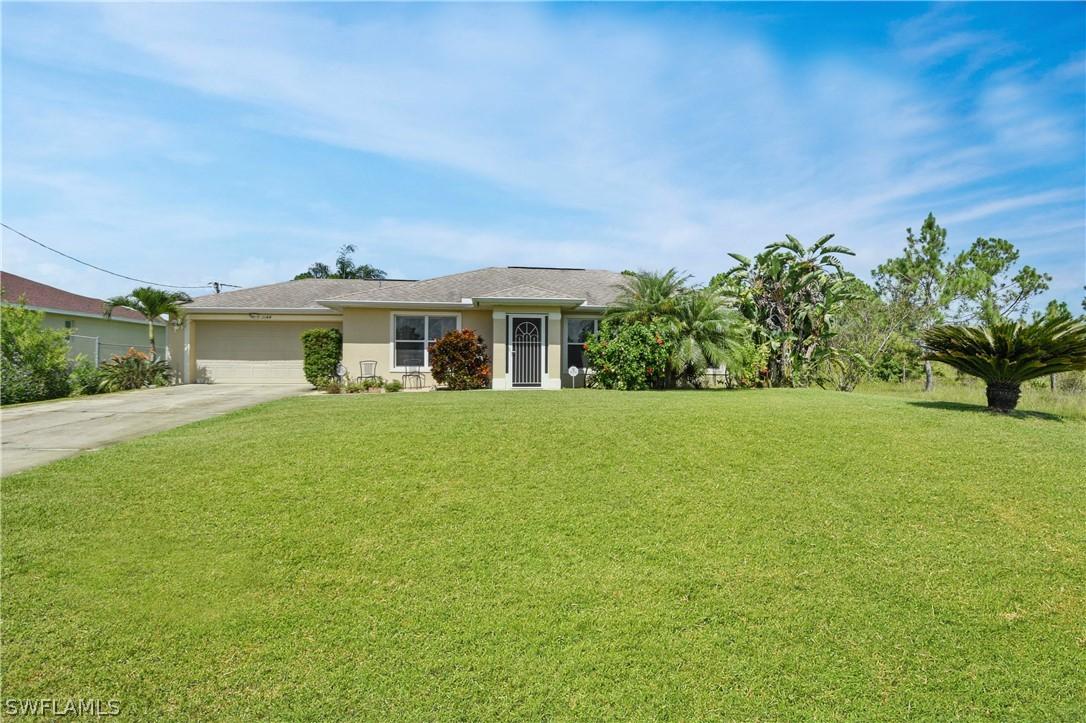 1144 Helen Ave., Lehigh Acres, FL 33974