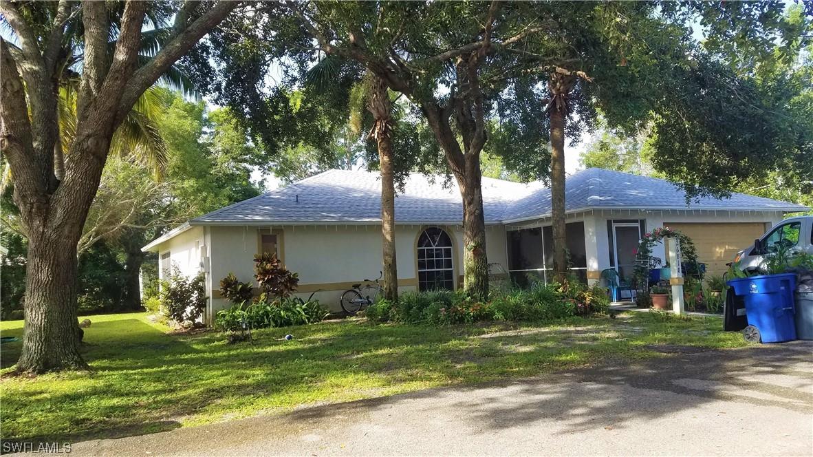 26818 Robinhood Ln., Bonita Springs, FL 34135