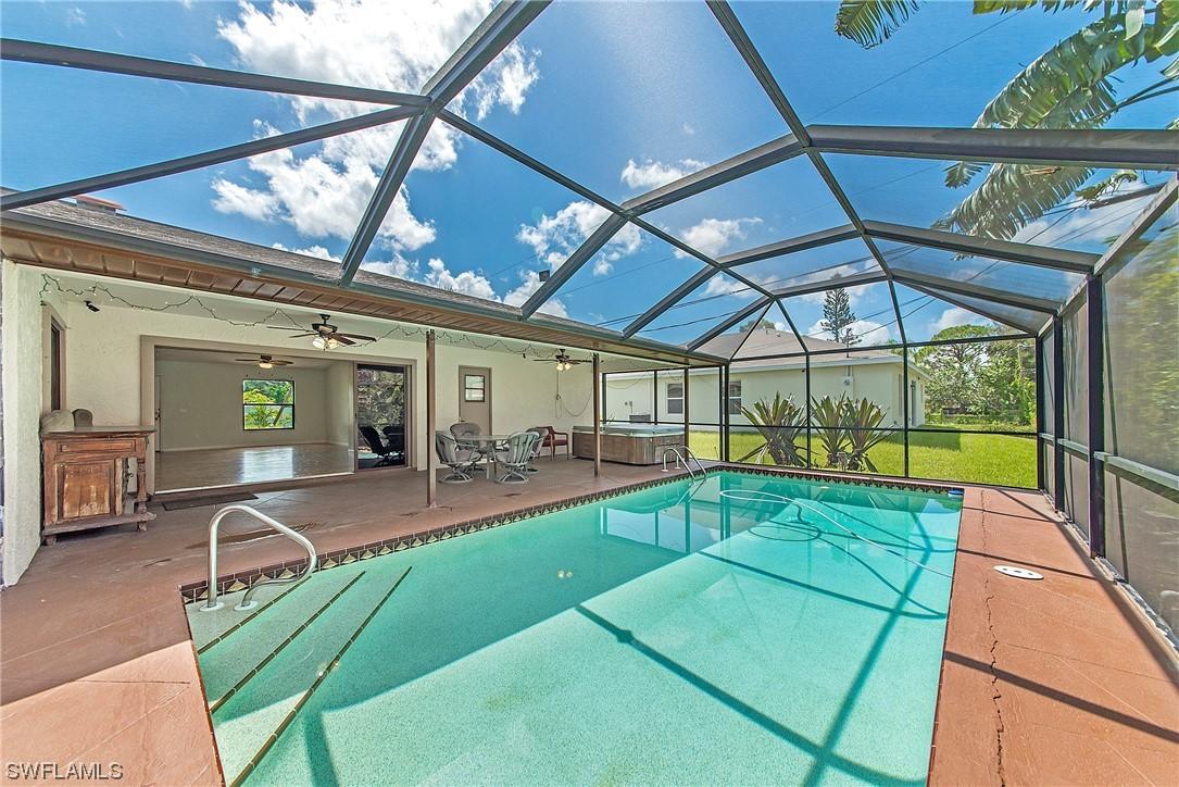 17128 Johnston Dr., Fort Myers, FL 33967