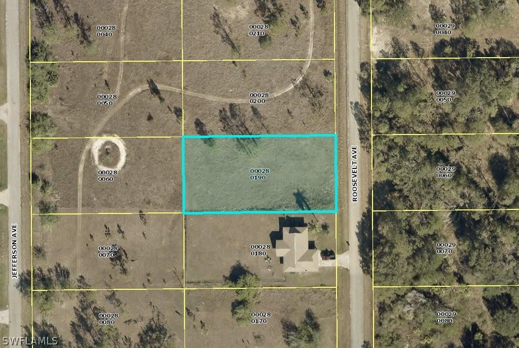 1413 Roosevelt Ave., Lehigh Acres, FL 33972