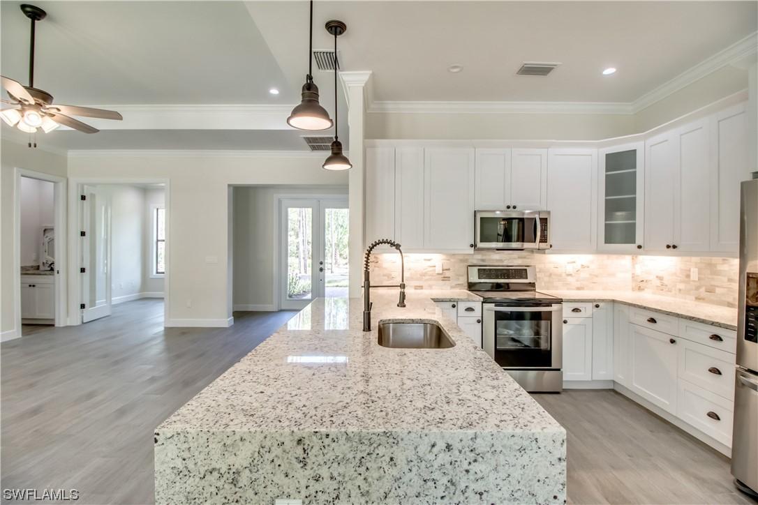 3652 12th Ave., Naples, FL 34117