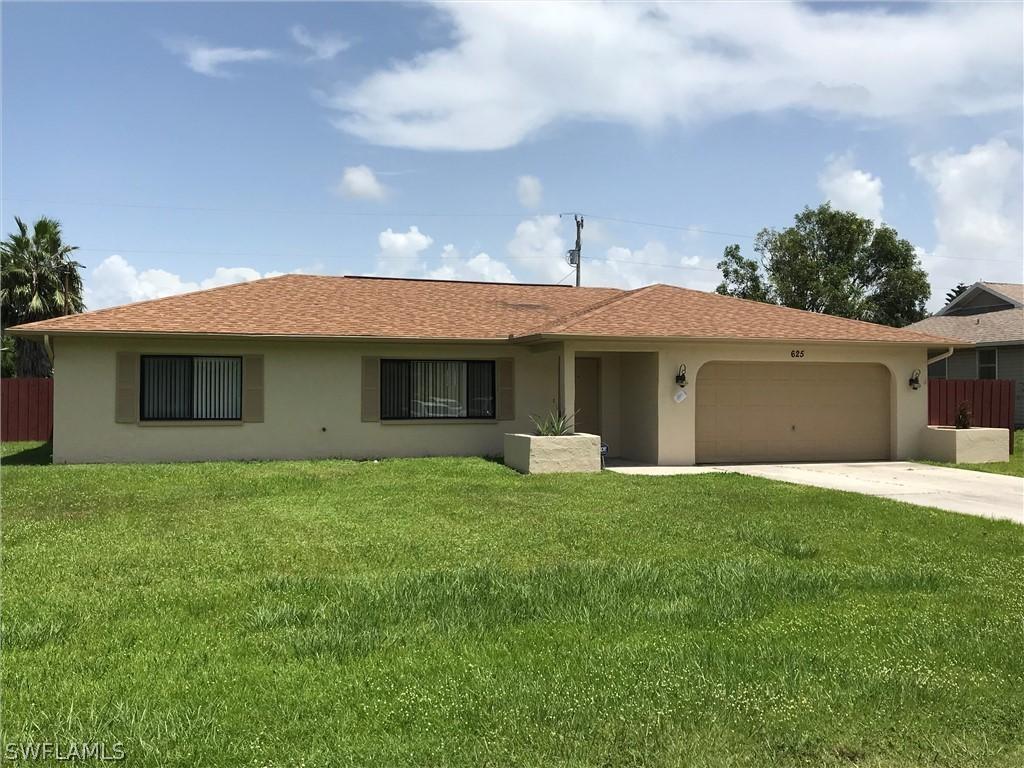 625 SW 4th Ter., Cape Coral, FL 33991