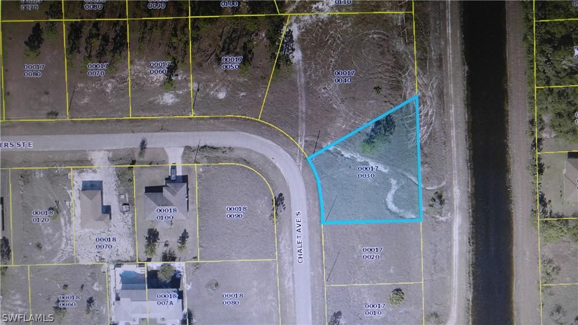 395 Chalet Ave., Lehigh Acres, FL 33974