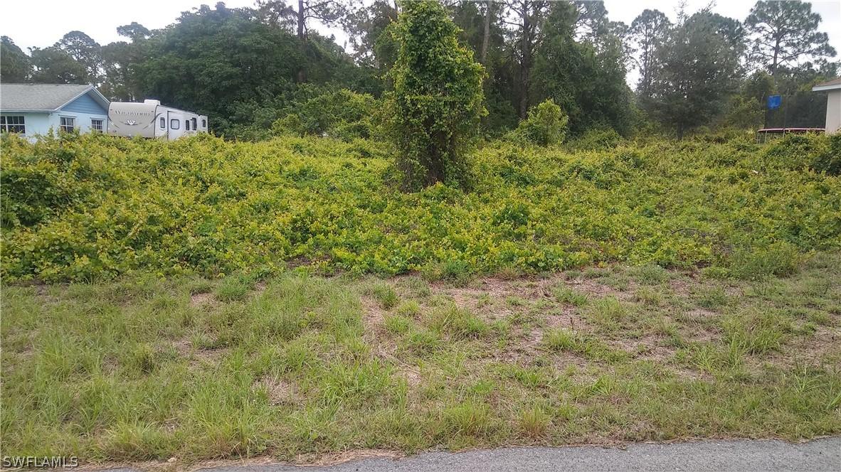 1601 Clayton Ave., Lehigh Acres, FL 33972