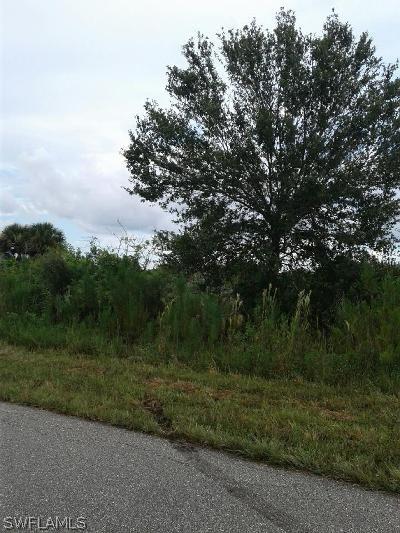 377 Paulcrest Ave., Lehigh Acres, FL 33974