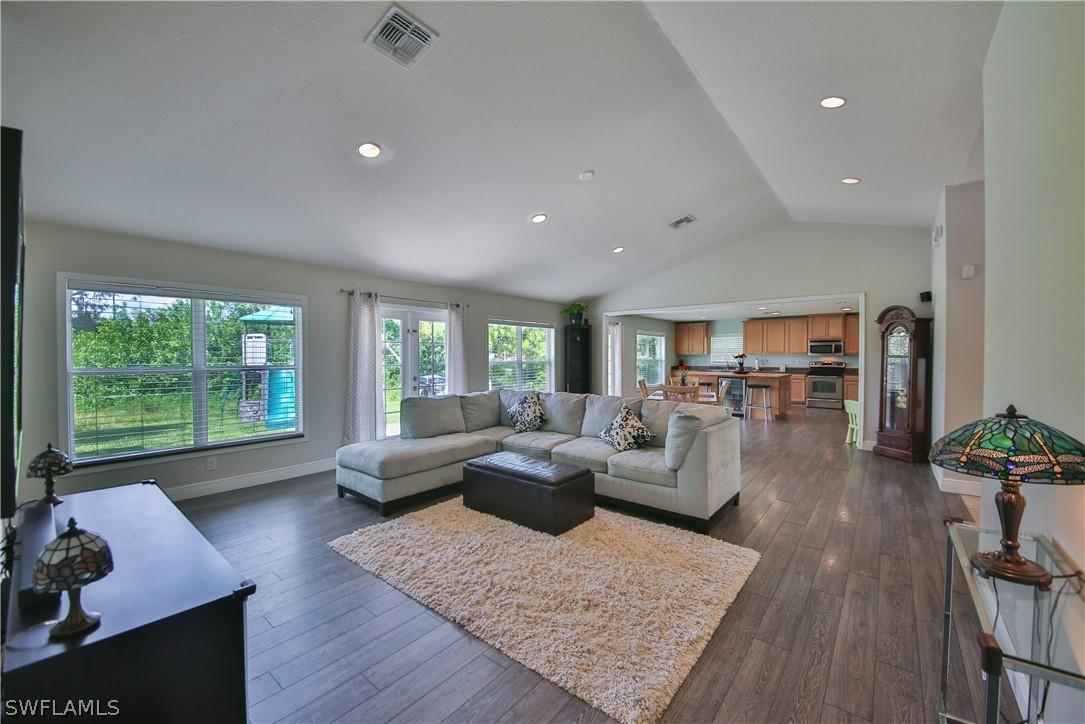 2205 SW 4th St., Cape Coral, FL 33991