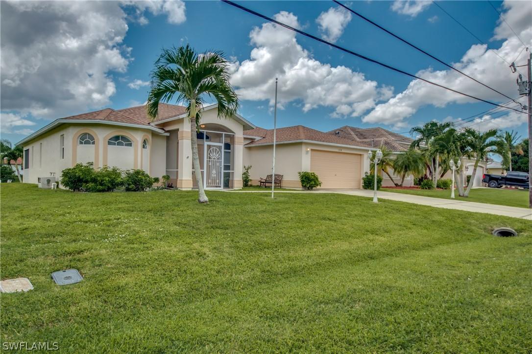 128 SW 38th Ter., Cape Coral, FL 33914