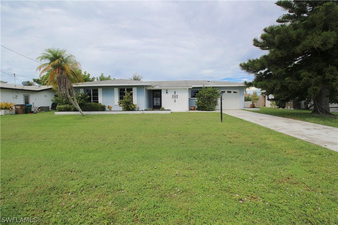 4120 SE 9th Ct., Cape Coral, FL 33904