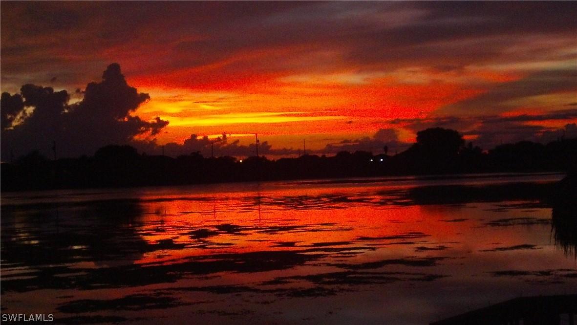 1128 NW 2nd Pl., Cape Coral, FL 33993