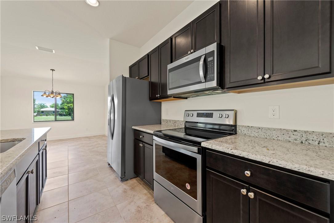 421 SW Trafalgar Pkwy., Cape Coral, FL 33991