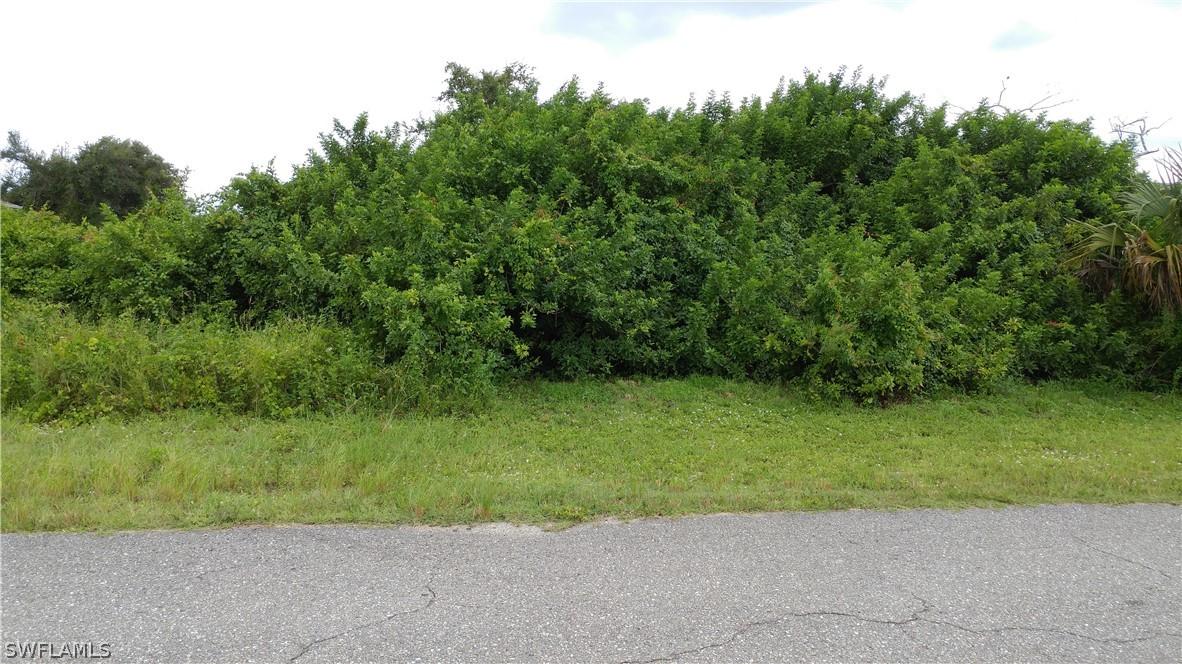 3717 6th St., Lehigh Acres, FL 33971