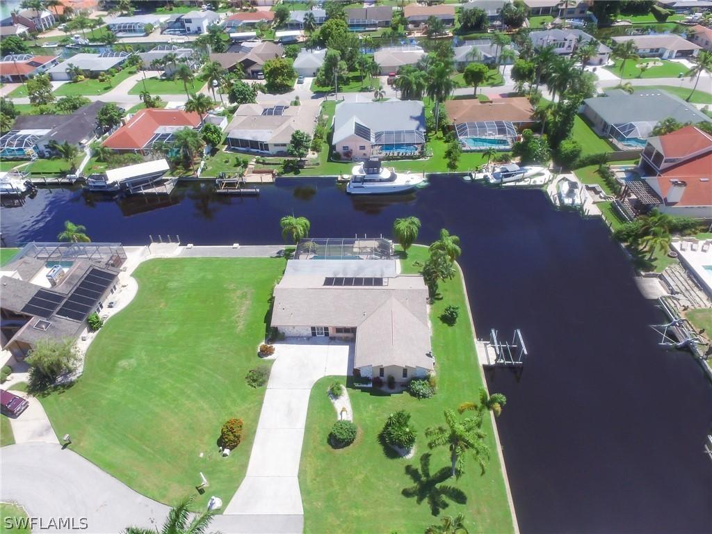 2614 SE 21st Ave., Cape Coral, FL 33904