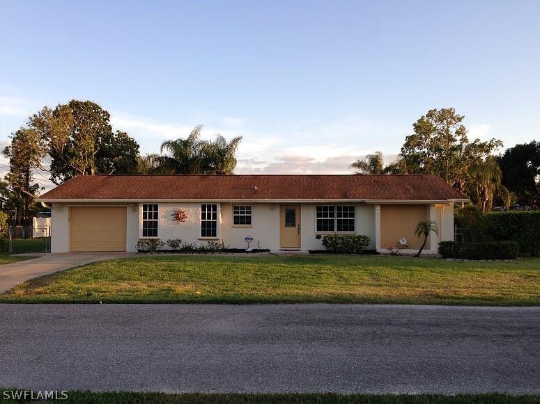1104 SE 33rd Ter., Cape Coral, FL 33904