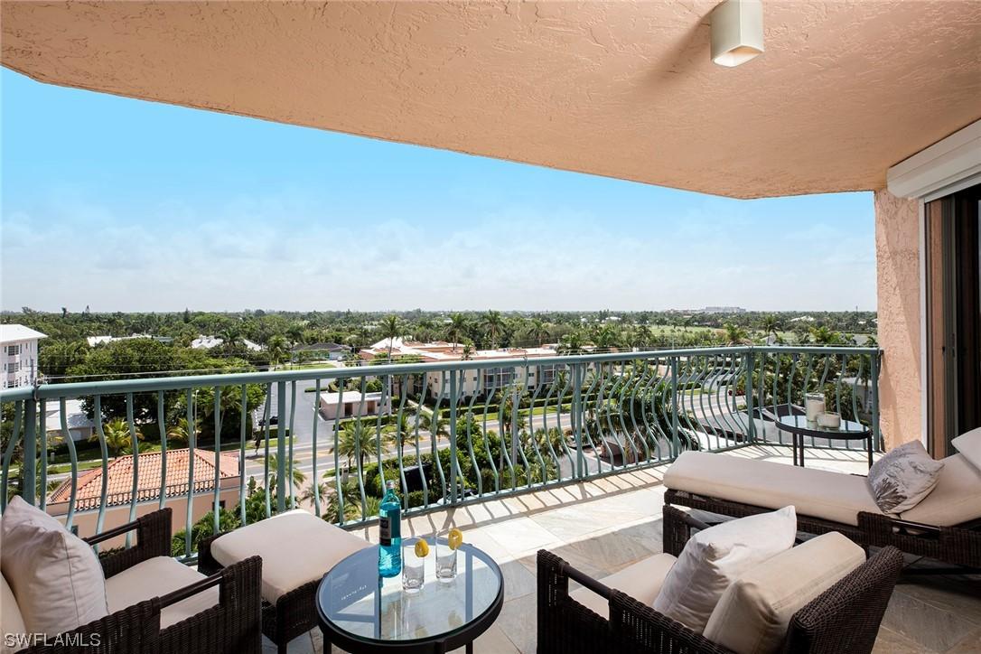 1221 Gulf Shore Blvd. #701, Naples, FL 34102