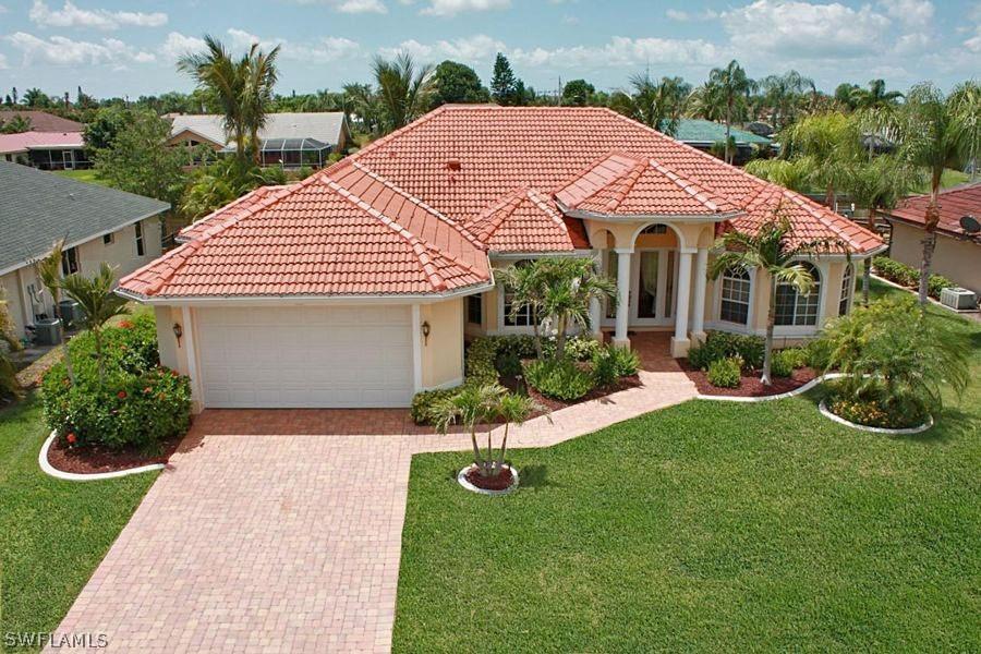 610 SE 33rd St., Cape Coral, FL 33904