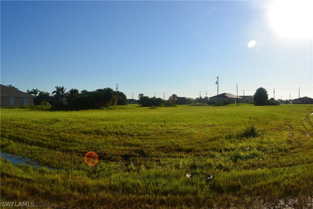 401 NW 26th Ave., Cape Coral, FL 33993