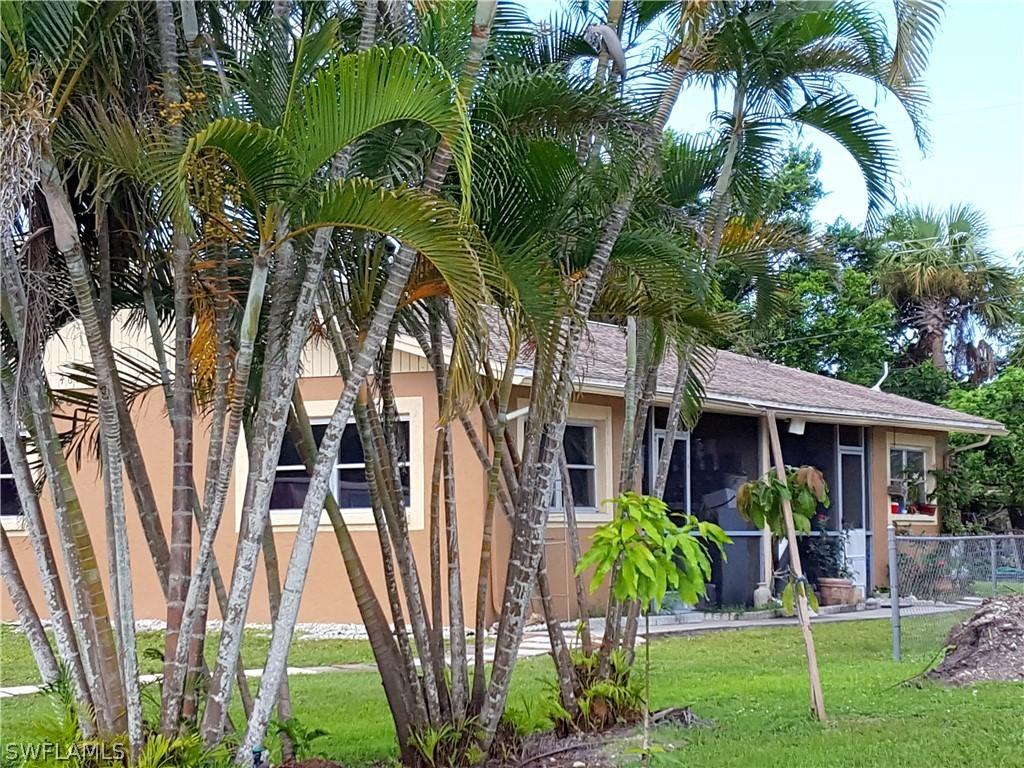 4604 Normandy Dr., Naples, FL 34112